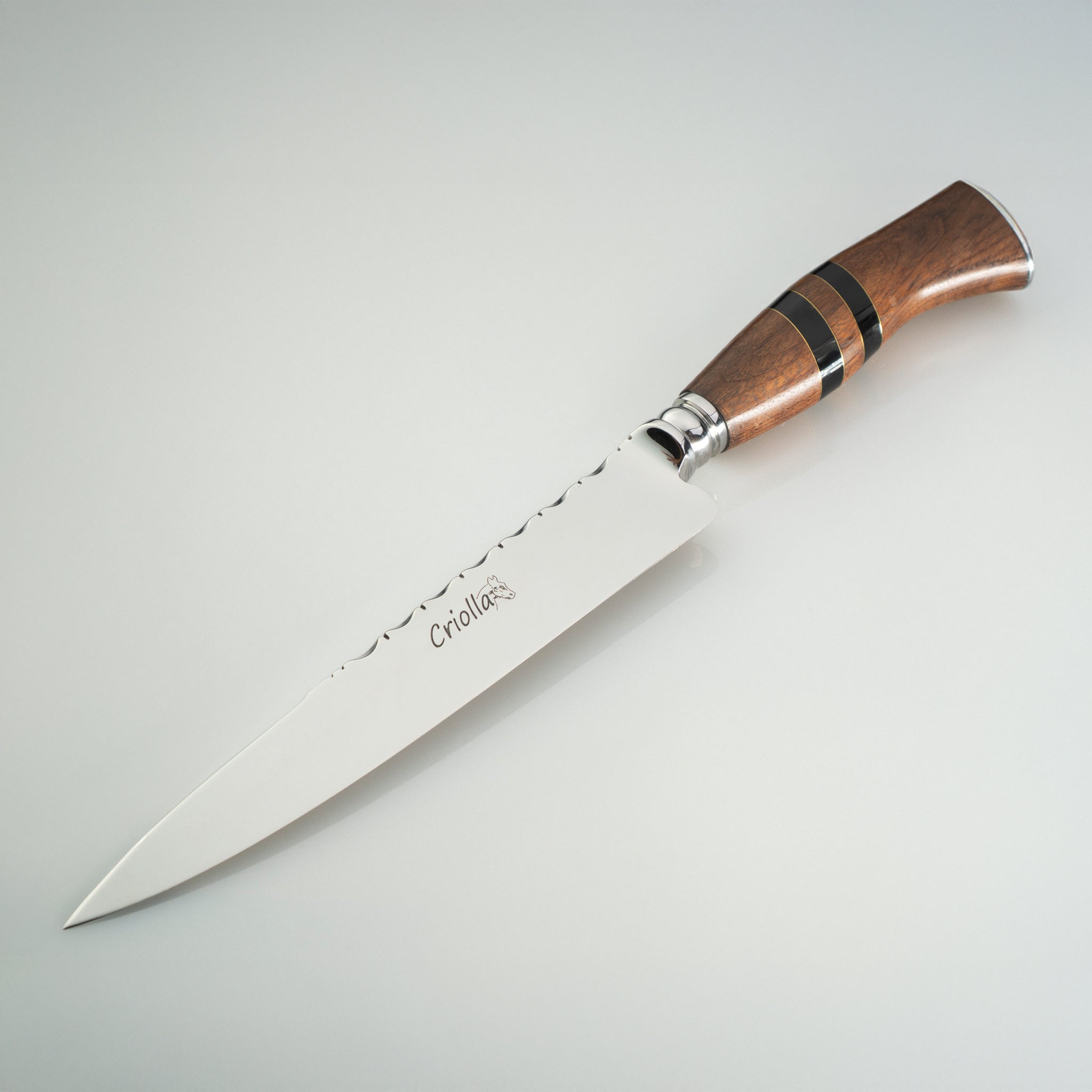 Faca Forjada Cabo Madeira 8"