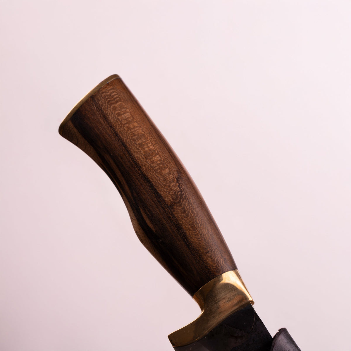 Faca Churrasco Brut Forge 8 Polegadas com Cabo de Madeira