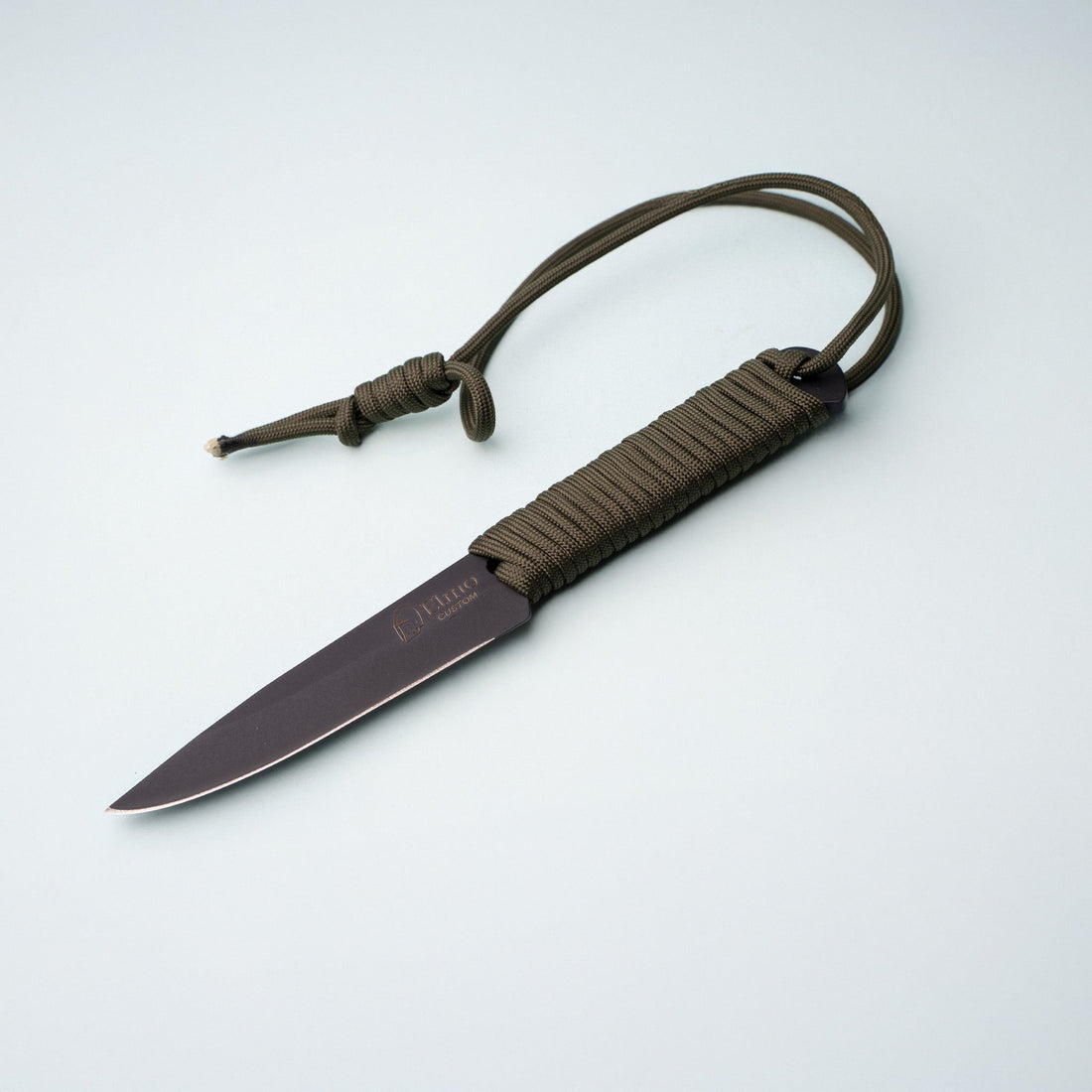Faca de Caça FR1 com Paracord e Bainha de Couro