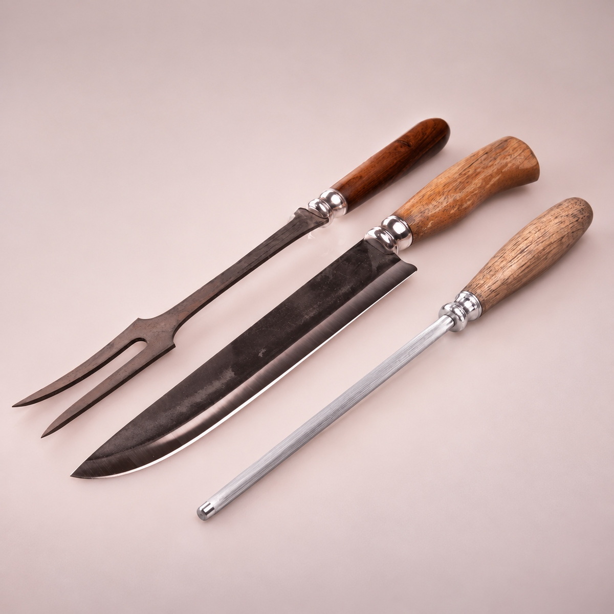 Faca, Garfo e Chaira AL Brut Forge com Cabo de Madeira